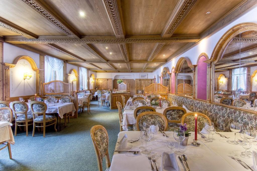 Sporthotel Spoegler กอลลาลโบ ภายนอก รูปภาพ